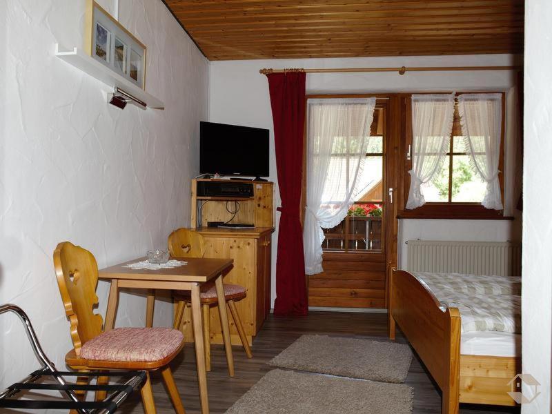 Pension Gasthaus Zur Schmiede Dachsberg im Schwarzwald Dış mekan fotoğraf
